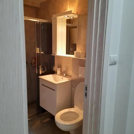 Holiday Apartments Daire Ni