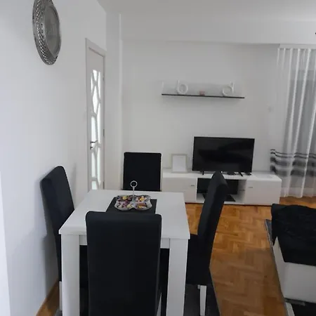 Holiday Apartments Nis